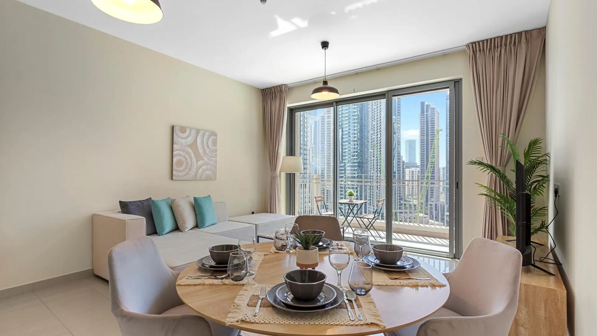 Upscale 1 Bedroom In The Heart Of Downtown Dubai 0*,  United Arab Emirates