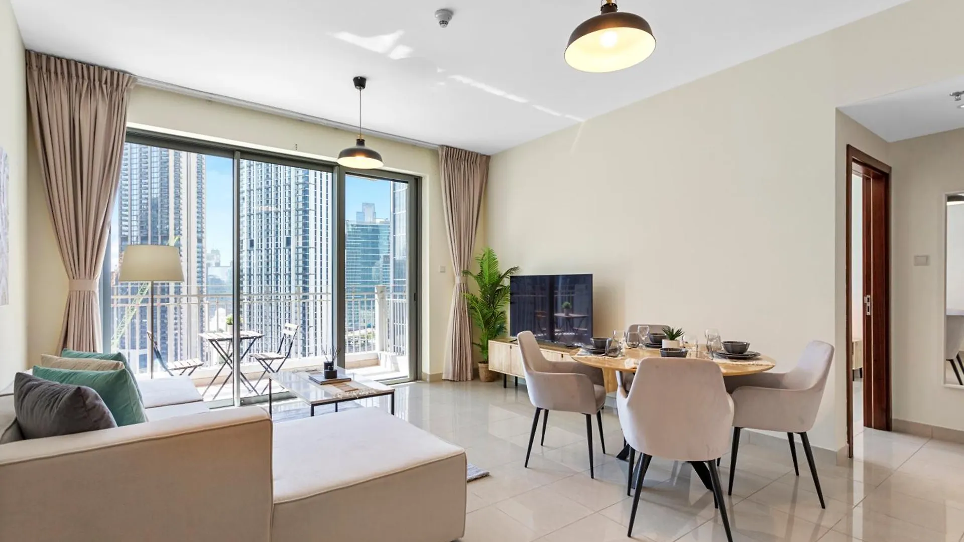 Upscale 1 Bedroom In The Heart Of Downtown 迪拜